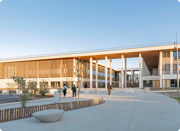 Groupe FSDV, CIR PREFA, manufacture béton préfabriqué, réalisation, Lycée, créon, 33